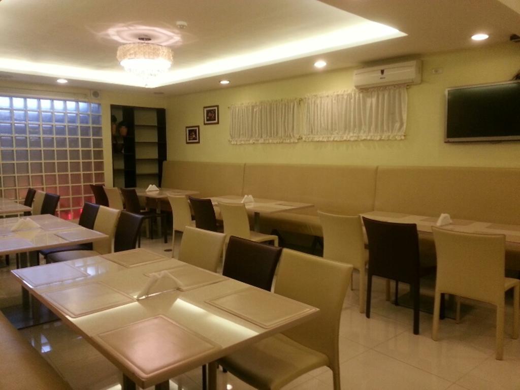 The Center Suites Cebu Εξωτερικό φωτογραφία