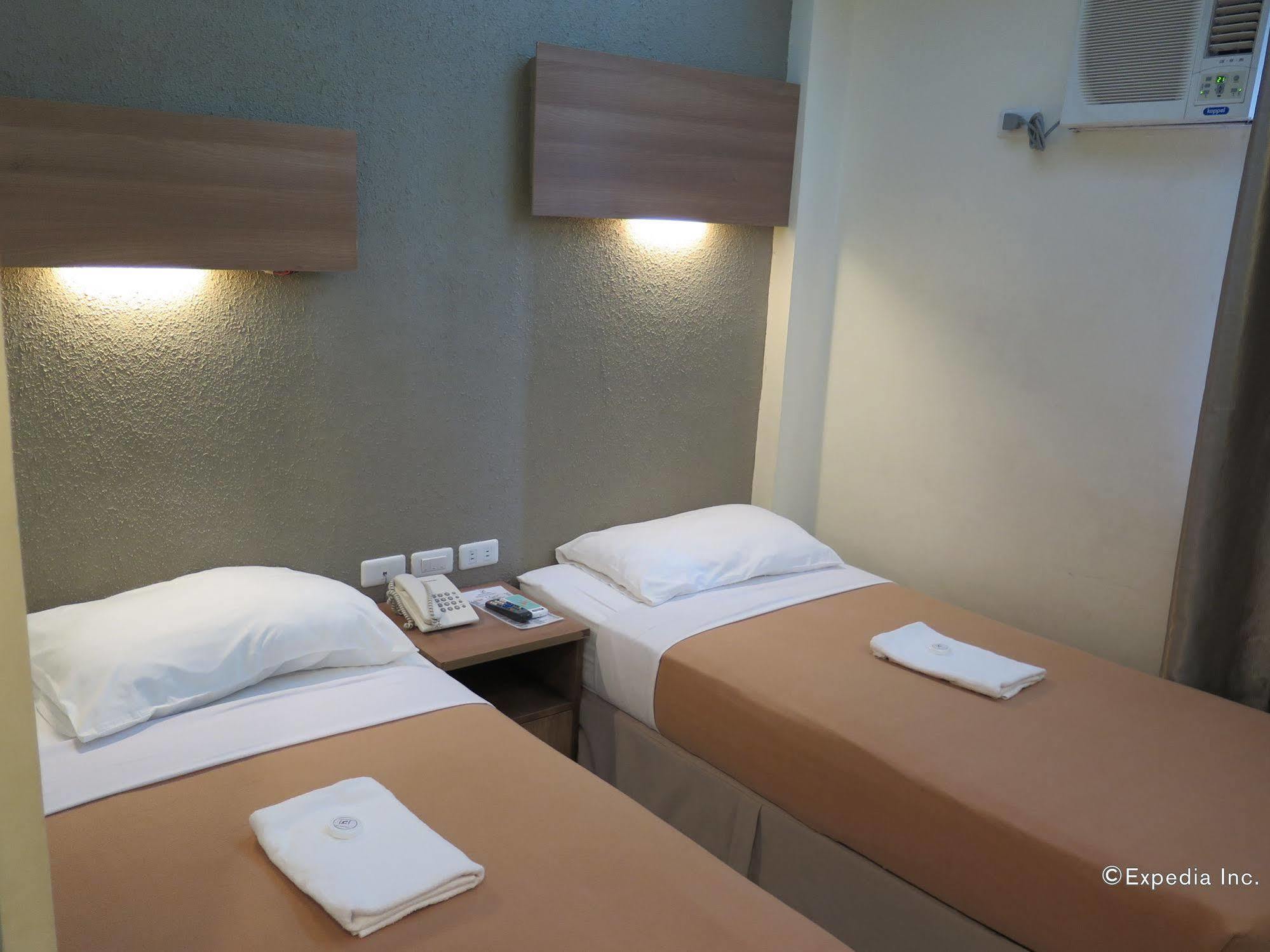 The Center Suites Cebu Εξωτερικό φωτογραφία