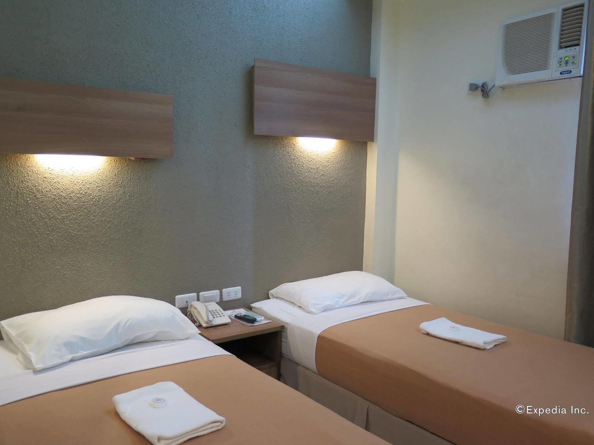 The Center Suites Cebu Εξωτερικό φωτογραφία